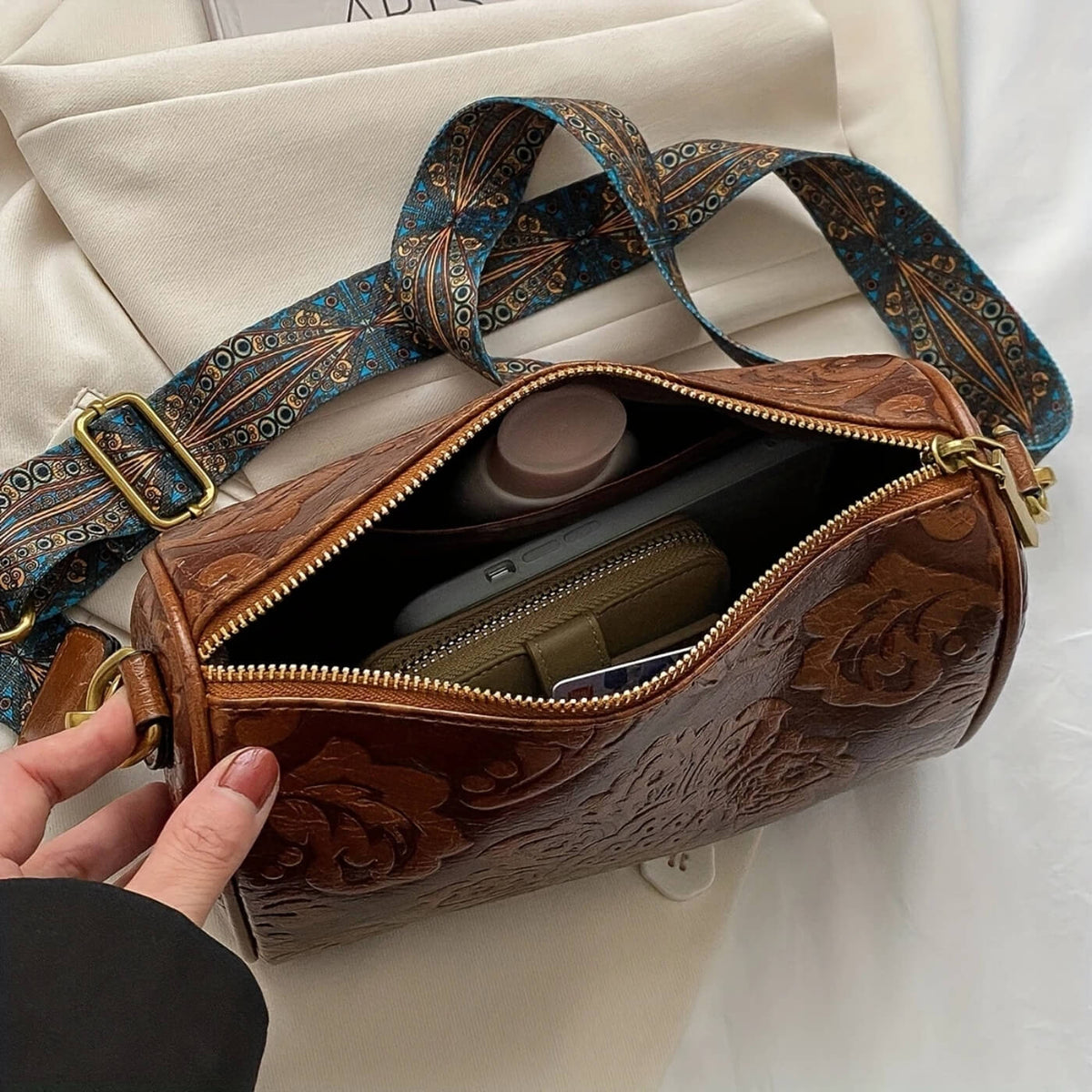 Rosalinde Shoulder Bag — view 4
