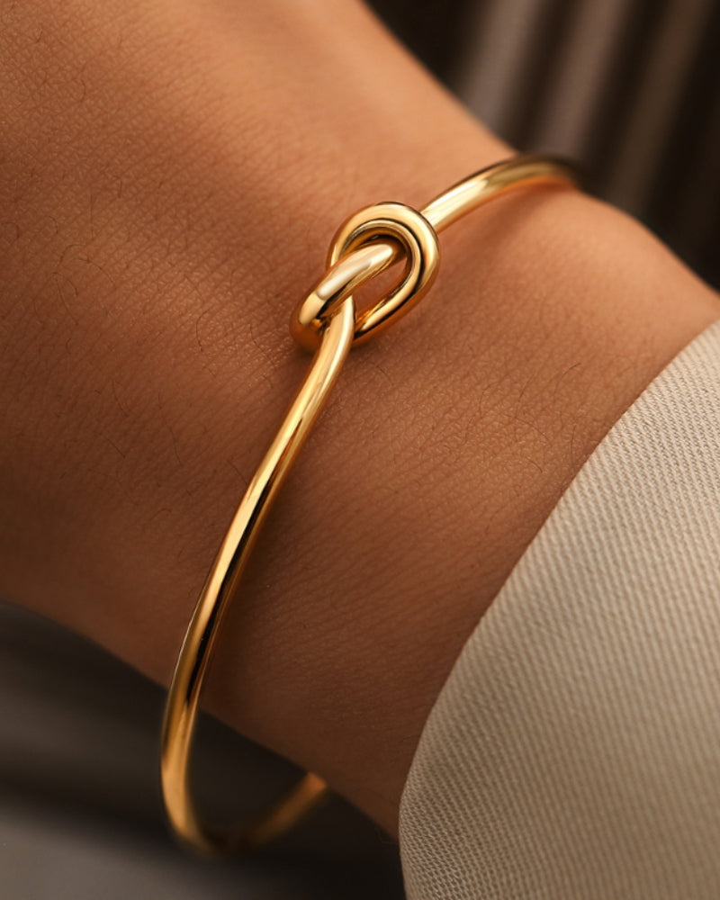 Montaren Eternity Knot Bracelet — view 1